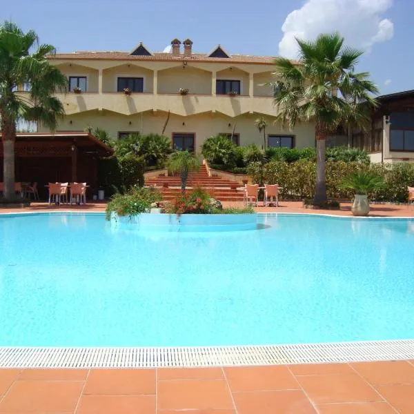 Tenuta Colle Degli Ulivi, hotel sa Francavilla Marittima