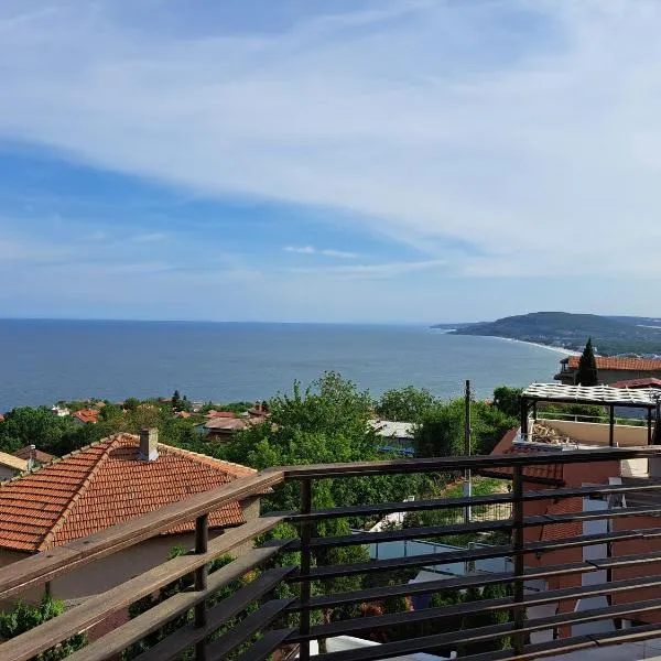 Къща за гости '' SKY VIEW '', hotel en Fish Fish