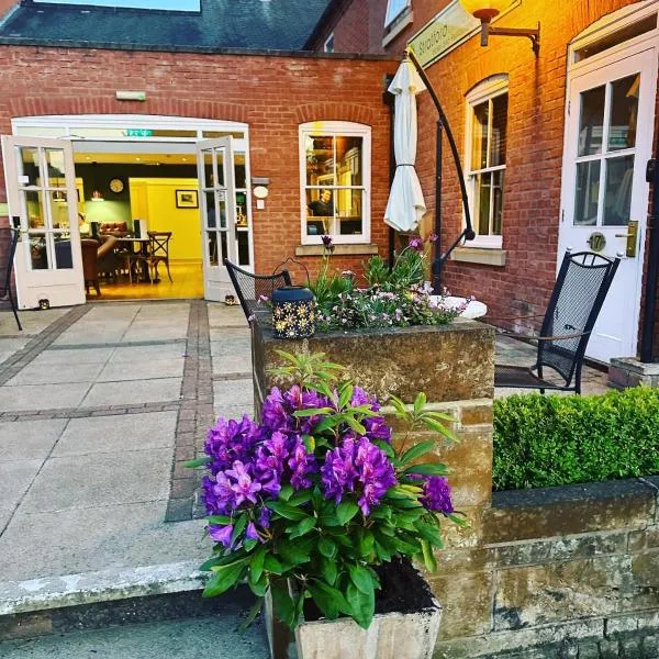 스트랫퍼드어폰에이번에 위치한 호텔 The Limes Hotel