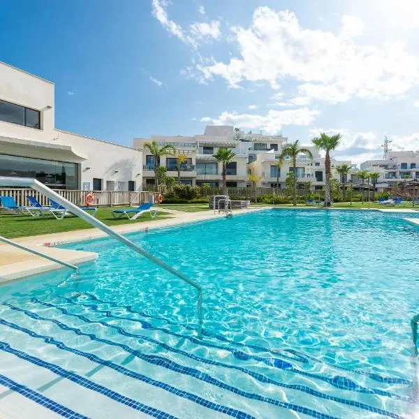 Penthouse with private pool, hotel a La Cala de Mijas