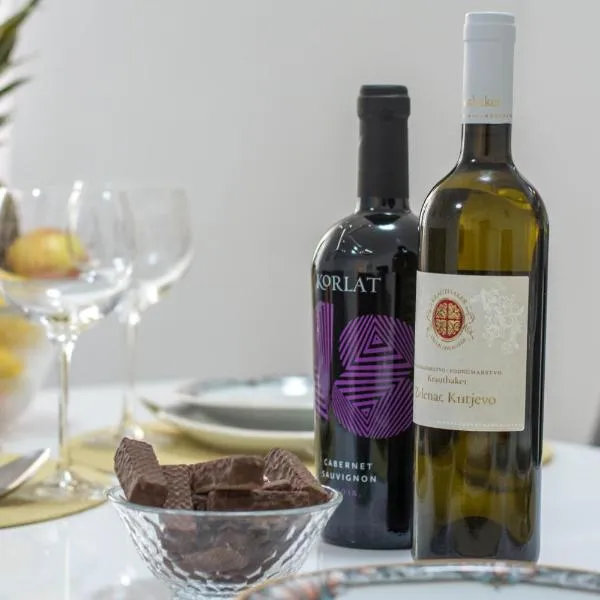 Luce Mala, готель у місті Zagvozd