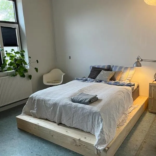 Room 7 - Hawkraft kulturhotel, hotel v destinaci Vestervig