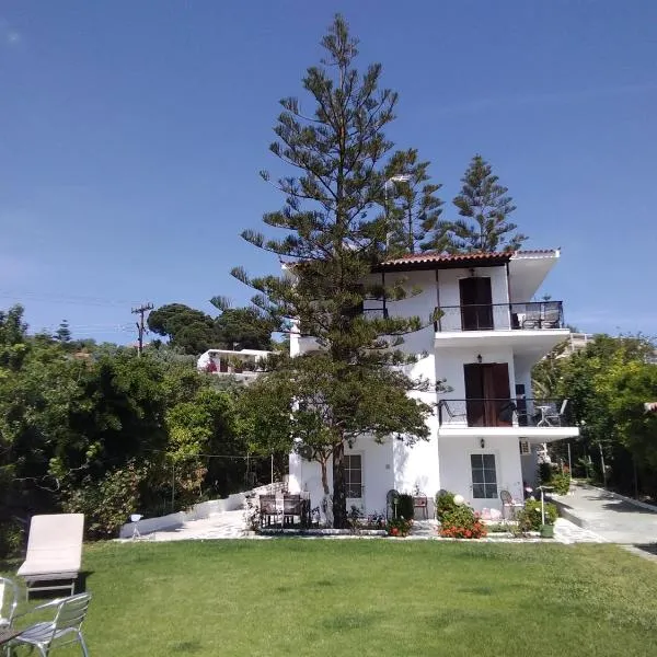 Villa Ourania, hotell sihtkohas Troulos