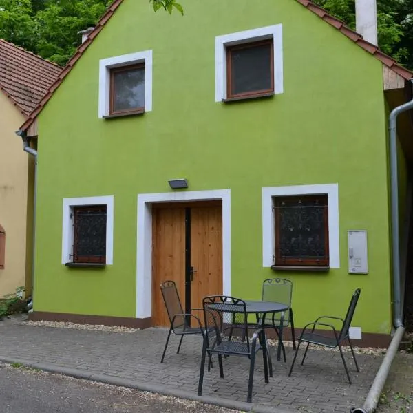 Vinný sklep Pod zámkem, hôtel à Jaroslavice