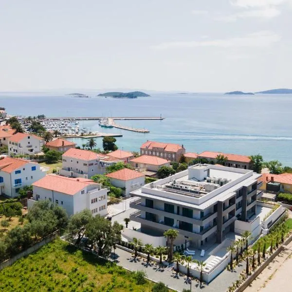 Hotel Crystal, khách sạn ở Orebić