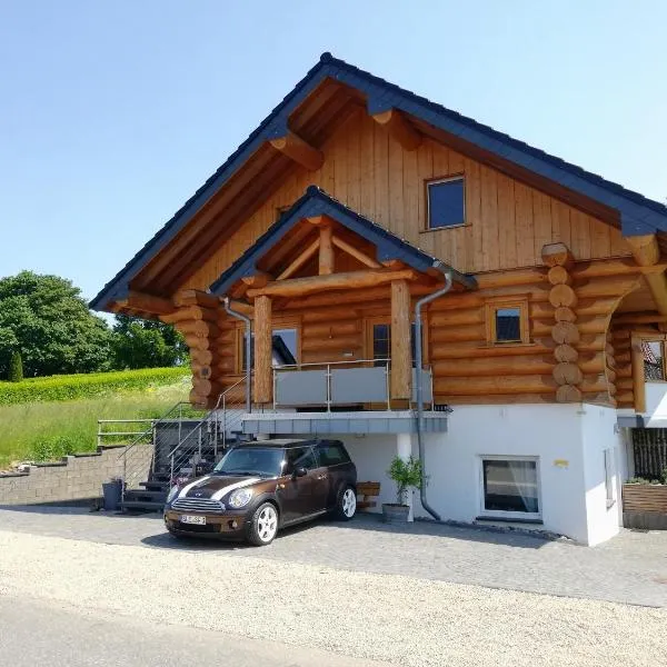 4 Sterne Ferienwohnung Stammzeit, hotel in Nettersheim