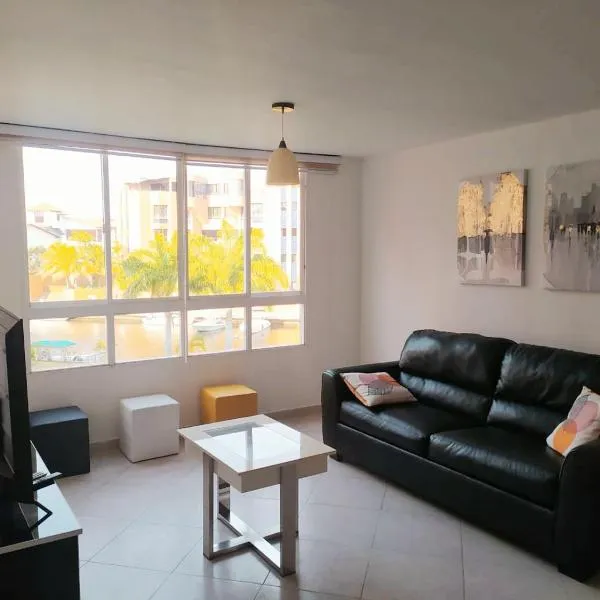 Confortable apartamento en Marina del Rey Lecheria, hotel di Barcelona