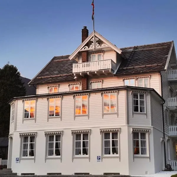 Sylte Hotell, Valldal, hótel í Valldal