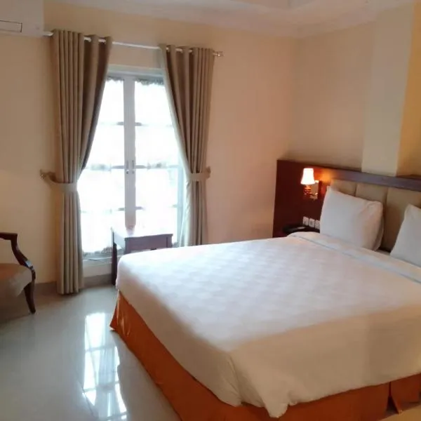 LE SEMAR HOTEL KARAWACI, hotel in Dahung