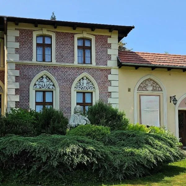 Villa Kliche, hotel in Przerzeczyn-Zdrój