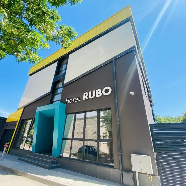 RUBO Hotel, готель у місті Шумен