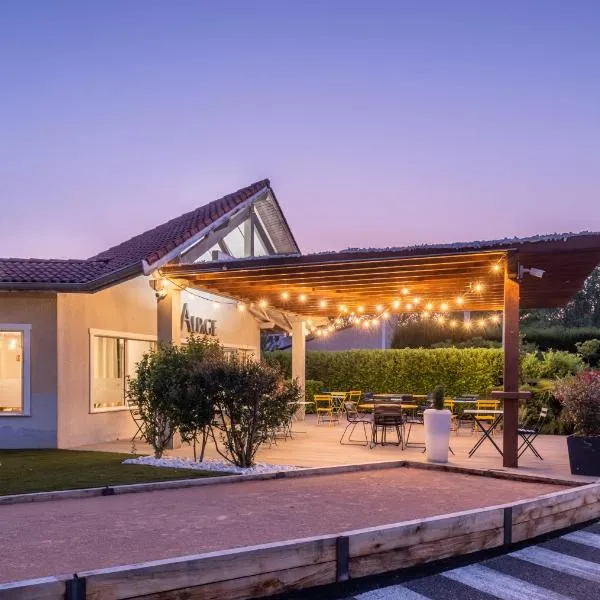 Kyriad Lyon Est - Bron Eurexpo Le Cottage – hotel w mieście Bron