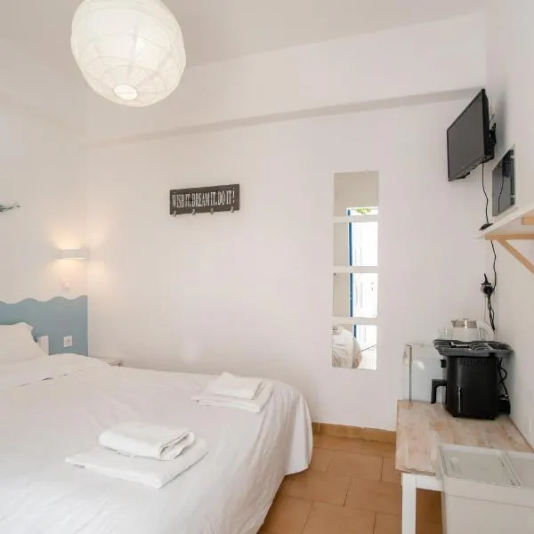 Livadia Seaside Studios 6, khách sạn ở Parikia