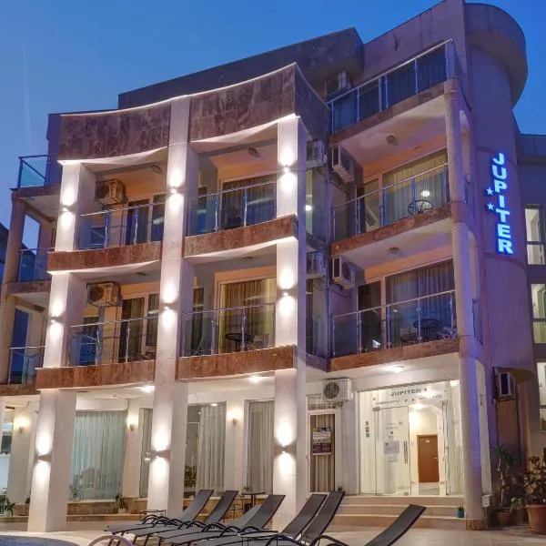 Jupiter 1 Family Hotel、バルチクのホテル
