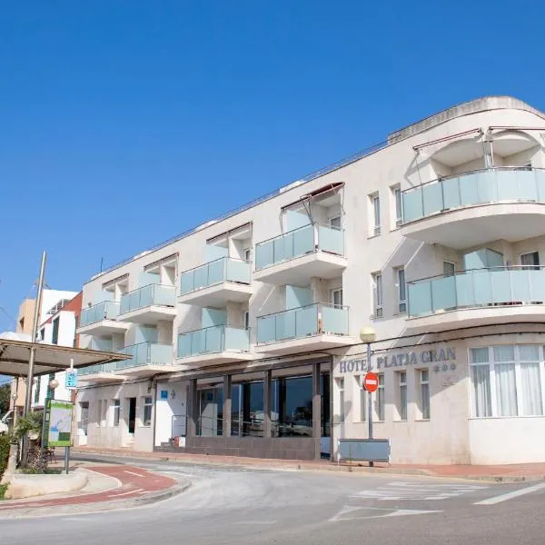 Grupoandria Hotel Platja Gran โรงแรมในซิวตาเดญา