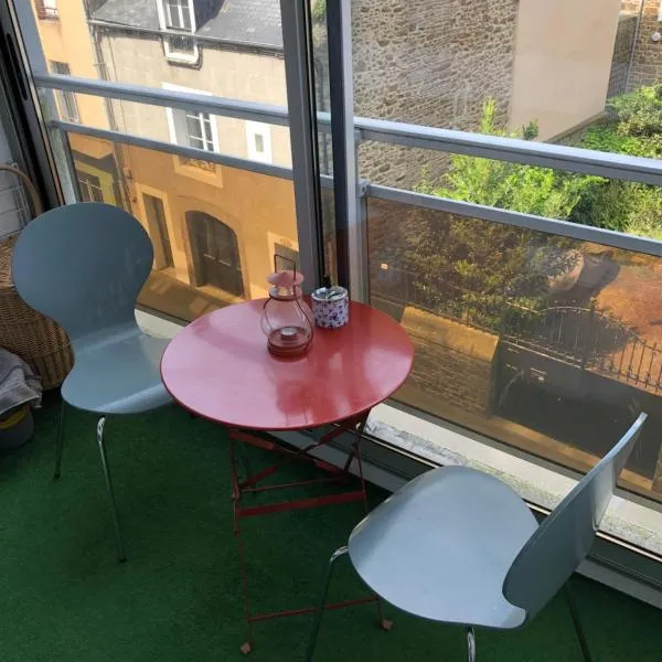 Studio Bord de Plage des Bas Sablons Saint Malo, hotel di Saint Malo