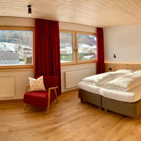 Residence Emmy, hotel in San Candido
