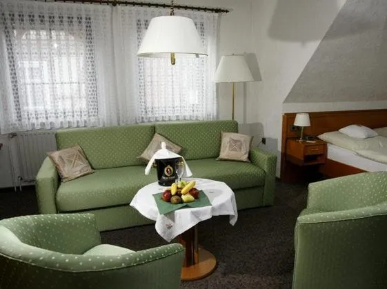 Hotel Restaurant Pempel, hotel en Hessisch Lichtenau