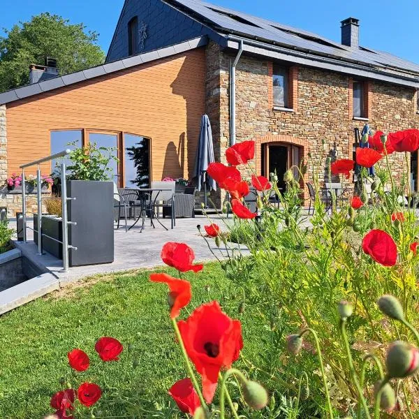 Chanteloup, Maison d'hotes - Halleux, hotel en Halleux