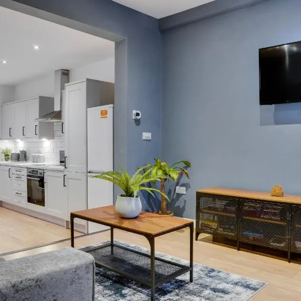Birkenhead - 2 bedroom house, hotel a Birkenhead