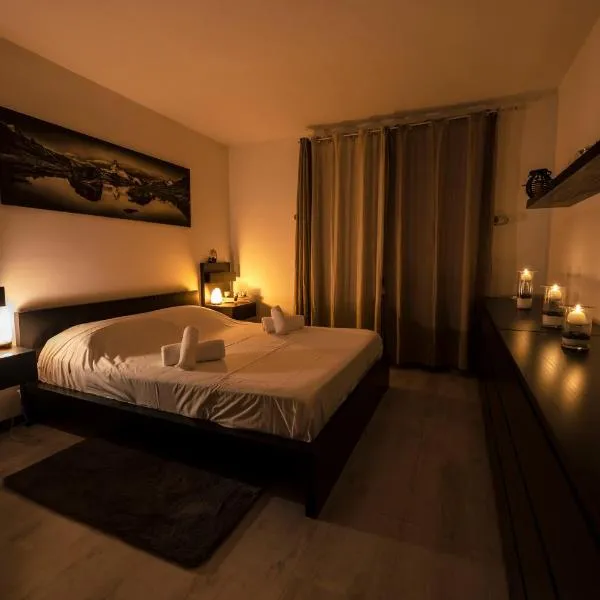 CASA ZAN arte & outdoor verso la Valle d'Aosta, khách sạn ở Baio Dora