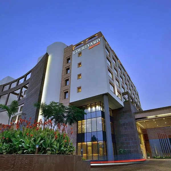 Courtyard by Marriott Raipur, hotel Rájpurban