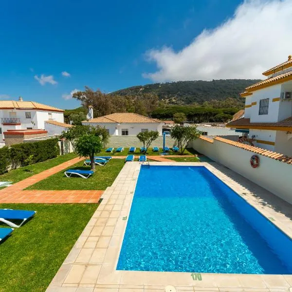 Hostal Miramar, hotel v destinaci Los Caños de Meca