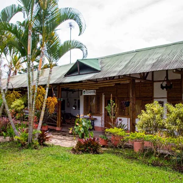 ECO HOTEL BOUTIQUE en Ecoparque Chinauta, PISCINA, GRANJA, JUEGOS, hotel in Los Guayabos