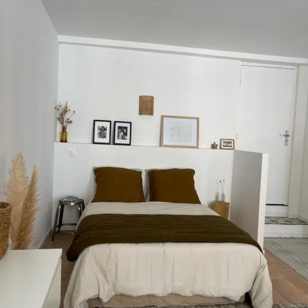 La Casa Lola, hotel v destinaci Rians