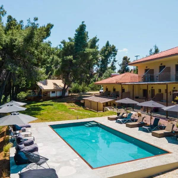 아피토스에 위치한 호텔 Pefkon Suites