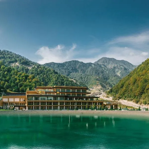 Qafqaz Tufandag Mountain Resort Hotel, hotel in Gabala