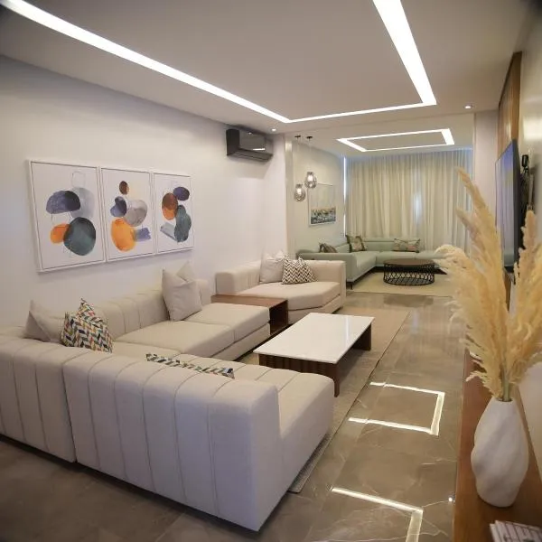 AKS Home appart 2 - CABONEGRO, hotel v destinaci Cabo Negro