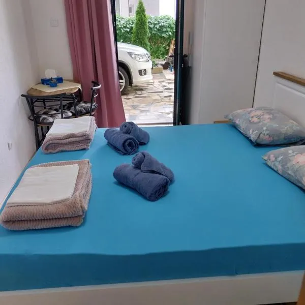 Sobe Kraft 1, hotel v destinaci Živogošće
