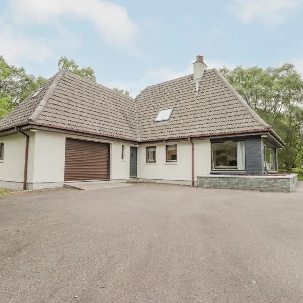 Fresh Fields, hotel en Dingwall