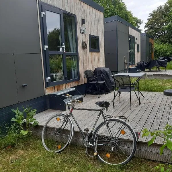 Tinyhouse Wemding, hotel in Wemding
