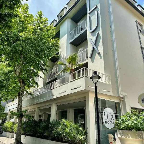 Hotel Lux, hotel in Gabicce Mare