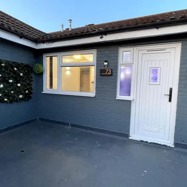 Chic 2 Bedroom Flat、Trimley Heathのホテル