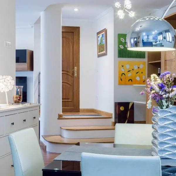 Apartamento céntrico Candás, hotel v destinaci Candás