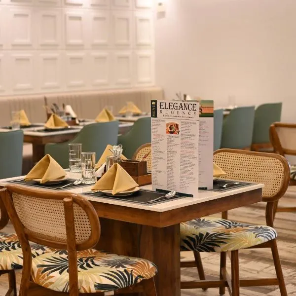 Elegance Regency, hotel in Khanna