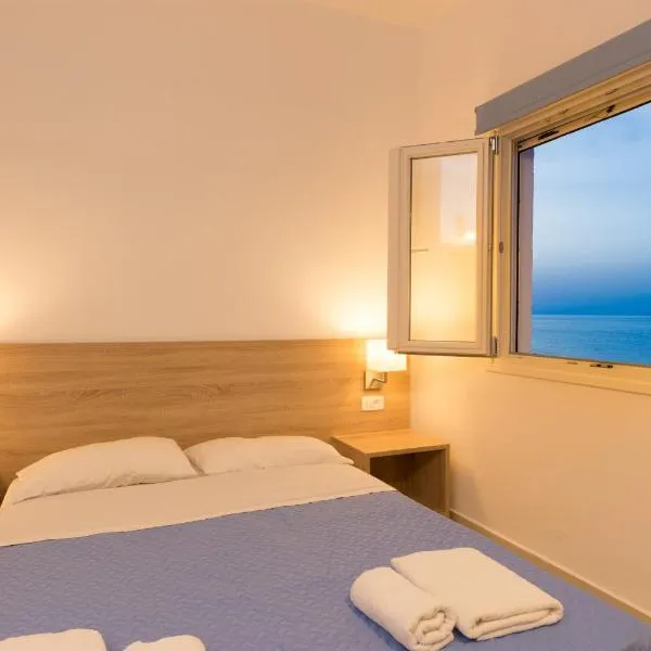 Socrates Seaside Apartments, Hotel in Mílatos