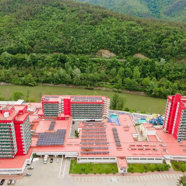 Complex Balnear Cozia, hotel in Călimăneşti