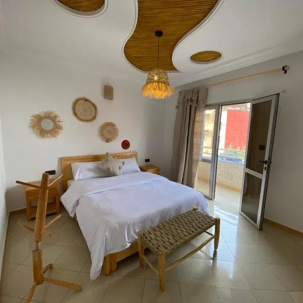 West coast surf house, hotel v destinaci Imsouane