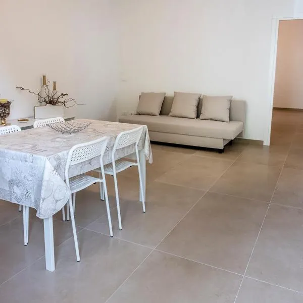 A30 - Poggio, nuovo bilocale con giardino, hotel v destinaci Poggio
