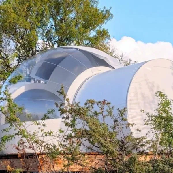 Célé Bulles Étoilées, hotel v destinaci Brengues