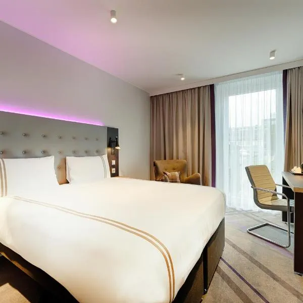 Premier Inn Hamburg City Klostertor, hotel in Hamburg