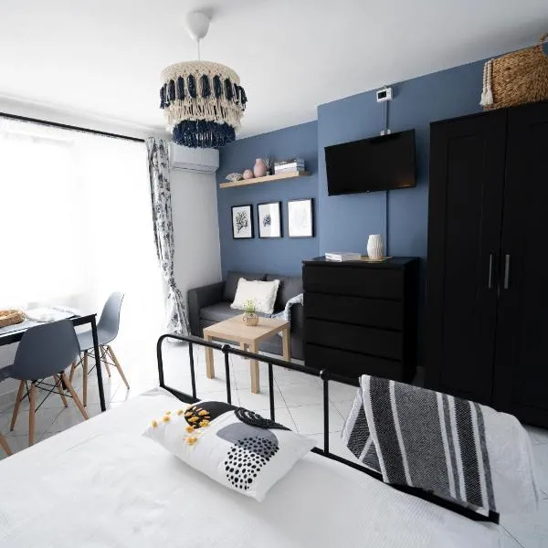 L'infini Sea View apartments Zubovići: Zubovići şehrinde bir otel