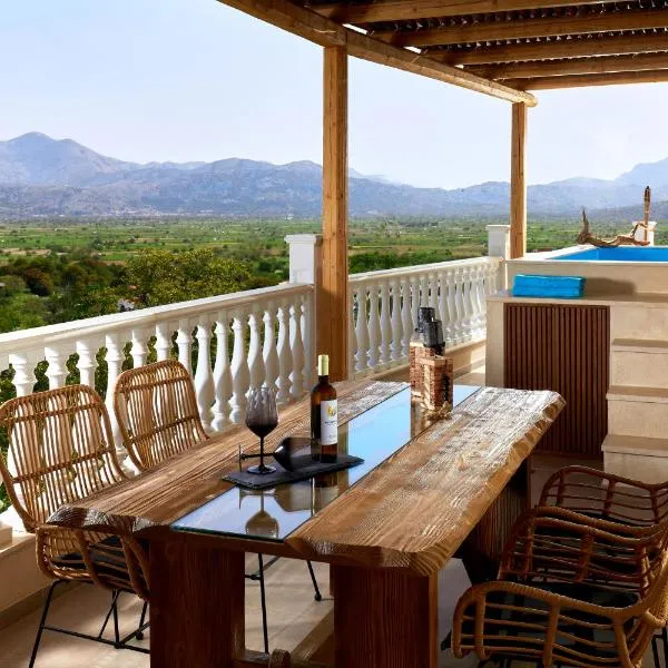 Mylostassi Villas with Balcony Plunge Pool、Plátiのホテル