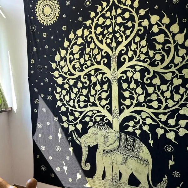 Agroturystyka Karuna - Ajurweda i Joga - w Końskim Dworze, hotel in Oborniki Śląskie