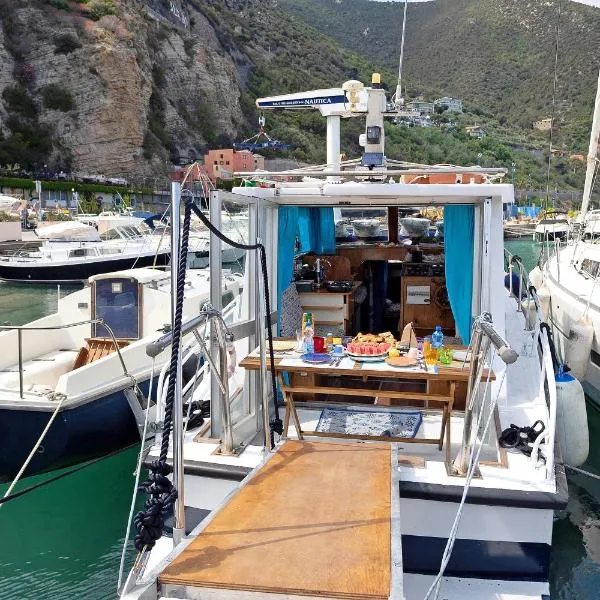 Aloha Jak's Boat, hotel v destinaci Alassio