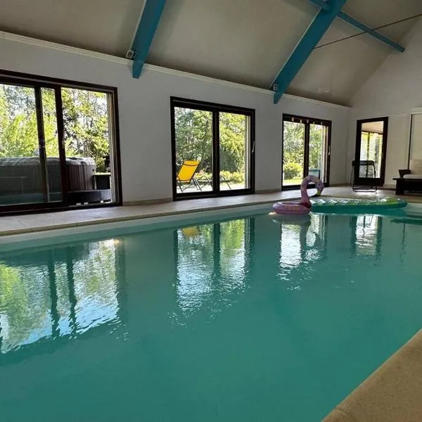 La maison Girafe, hotel in Faverolles